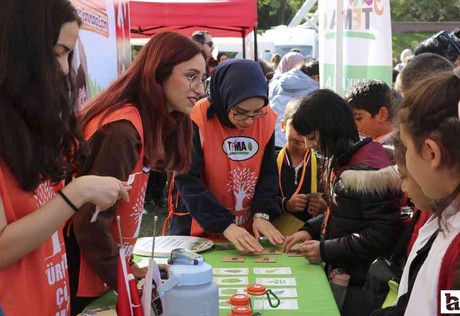 Ankara Üniversitesi'nde öğrencilerin katılımı ile bilim şenliği düzenlendi