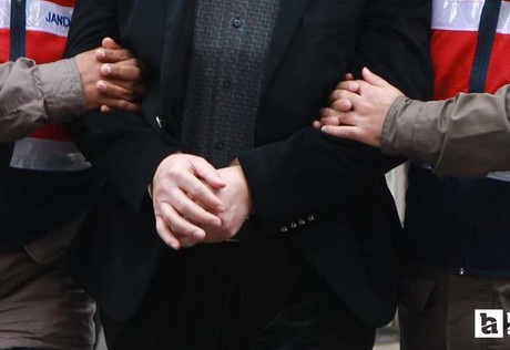 Beypazarı'nda tavuk çiftliğinde altın ve para hırsızlığını jandarma çözdü