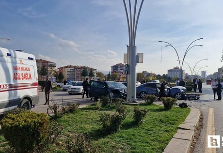 Kahramankazan'da trafik kazasında 2'si çocuk 6 kişi yaralandı