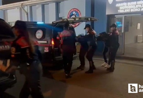 Ankara'da ticari araçtan 1.567 adet yasaklı madde ele geçirildi