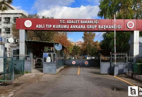 Kastamonu'da ölü bulunan anne ve oğlunun cenazesi otopsi için Ankara'ya getirildi