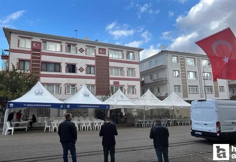 Şehit Cem Dolapci'nın Mamak'taki evinin önüne taziye çadırı kuruldu