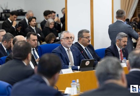 Vedat Işıkhan: SGK'ya en borçlu ilk 10 belediyenin 8'i CHP'li