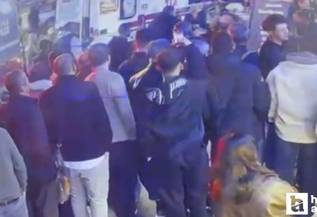 Keçiören'de bakım için gittiği kuyumcuda üzerine vitrin kasası düşen teknik personel hayatını kaybetti