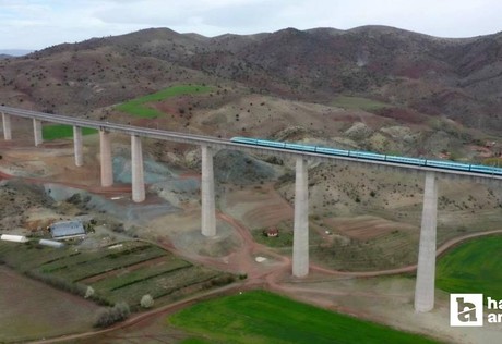 YHT ve ana hat tren biletlerinde öğretmenlere yüzde 50 indirim!