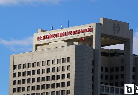 Hazine ve Maliye Bakanlığı iki ihaleyle 68 milyara yakın borçlandı