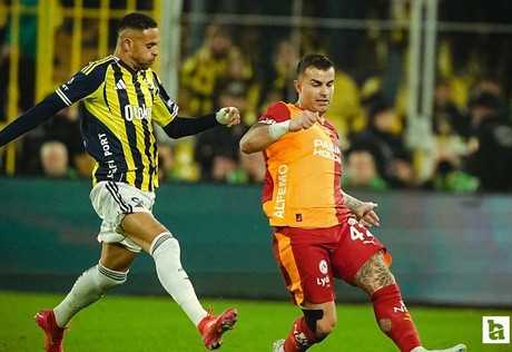 Fenerbahçe evinde Galatasaray ile 1-1 berabere kaldı