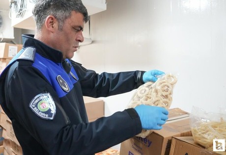 Etimesgut Belediyesi Zabıta ekiplerinden ilçe genelinde kapsamlı denetim!