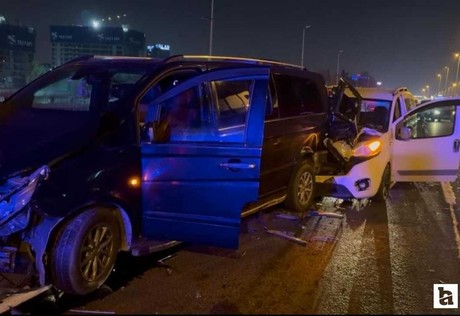 D-100 Karayolu Ankara istikametinde zincirleme trafik kazası: 1 ağır 2 yaralı