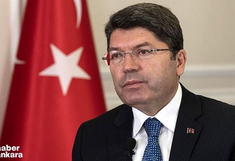 Bakan Tunç’tan 11. Yargı Paketi için 'Hayırlı olsun' paylaşımı