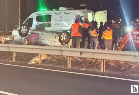 Ankara'da otomobil tıra arkadan çarpıp takla attı: 1 ölü, 1'i ağır 3 yaralı