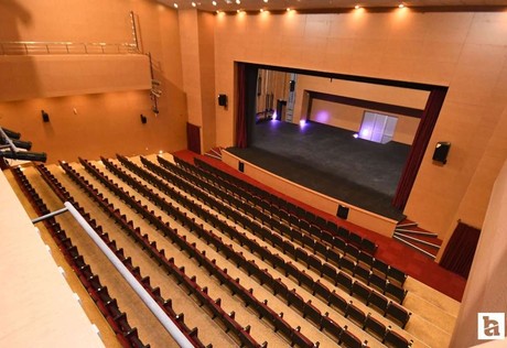 Pursaklar Belediye Başkanı Ertuğrul Çetin'den tiyatro daveti