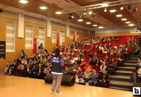 Polatlı’da 'En İyi Narkotik Polisi Anne Projesi' kapsamında toplantı yapıldı