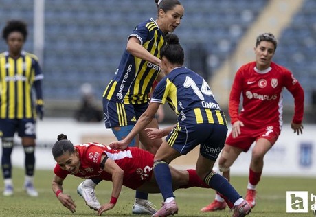 ABB FOMGET, lider Fenerbahçe ile 1-1 berabere kaldı!