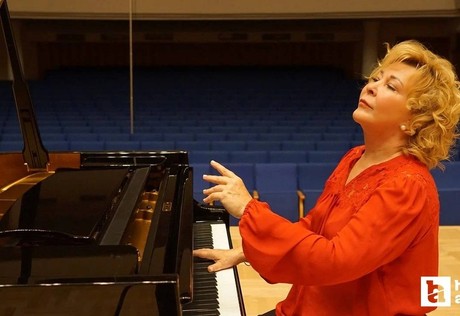 Piyanist Gülsin Onay, Ankara'da yılbaşı konseri verecek