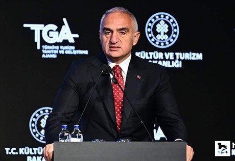 Bakan Ersoy'dan Türk dizileri açıklaması: En büyük Türkçe kursudur!