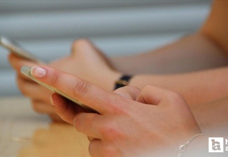 Ekran bağımlılığı hakkında uyarı: Zihinsel kapasiteyi düşürüyor!