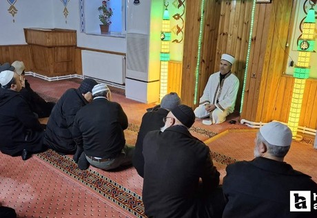 Sabah namazı buluşmalarına Beypazarı'nda devam ediliyor