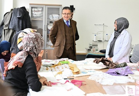 Altındağ Belediye Başkanı Tiryaki'den dikiş ve aşçılık kursiyerlerine ziyaret!
