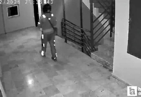 Sincan'da bir kurye sipariş getirdiği binanın merdivenlerine tuvaletini yaptı