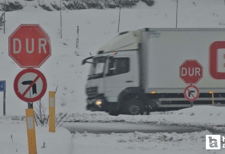 Zonguldak'tan Ankara yönüne gidişlere kar engeli!