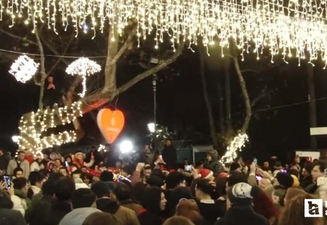 Kuğulu Park’ta Ankaralılar yeni yılı müzik ve dans eşliğinde karşıladılar