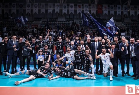 Ankara’daki müthiş maçta gülen taraf Halkbank oldu!