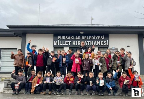 Pursaklar Belediyesi'nden, Yunus Emre Millet Kıraathanesi'nde kitap okuma etkinliği