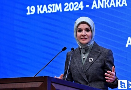 Bakan Göktaş'tan Ankara'da eşinden şiddet gören kadın hakkında paylaşım!