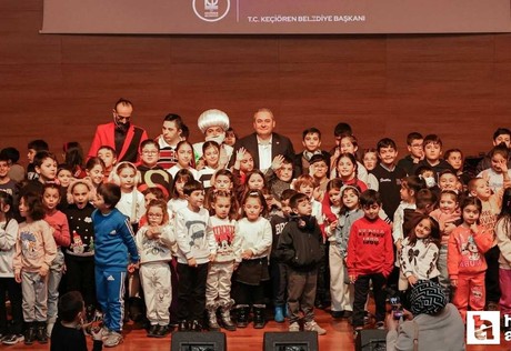 Keçiören Belediyesinin Sihirbaz Gösterisi ve İnteraktif Çocuk Oyunları Etkinliği yoğun ilgi gördü!