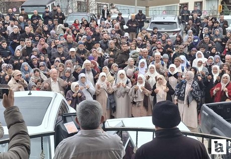 Beypazarı'nda 42 kişi umre ibadeti için uğurlandı
