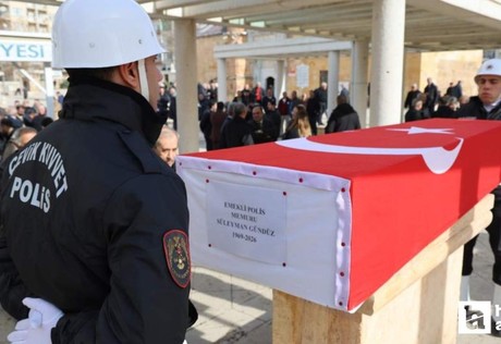 Kırşehir'de kalp krizi sonucu vefat eden polis memuru son yolculuğuna uğurlandı