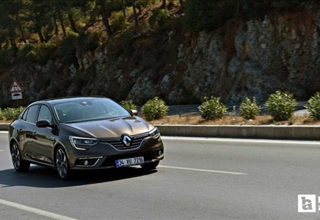 Renault Megane Sedan'ın yeni fiyatları açıklandı