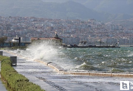 Meteoroloji'den 7 il için gök gürültülü sağanak yağış ve fırtına uyarısı