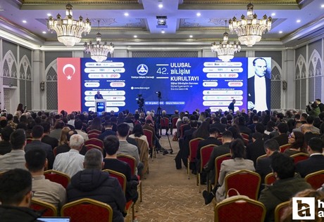 Ankara'da 42. Ulusal Bilişim Kurultayı düzenlendi