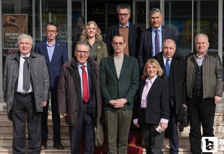 Etimesgut Belediye Başkanı Beşikcioğlu Sosyal Demokrasi Derneği yöneticileri ile bir araya geldi