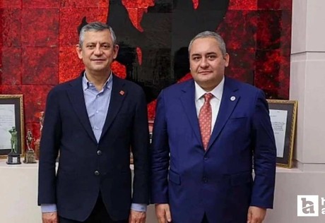 Keçiören Belediye Başkanı Özarslan, CHP Genel Başkanı Özel hakkında suç duyurusunda bulundu