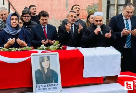 Kazada hayatını kaybeden lise öğrencisi Nallıhan'da toprağa verildi