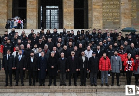 Natura Dünyası Gençlerbirliği yönetiminden, Anıtkabir'e ziyaret!