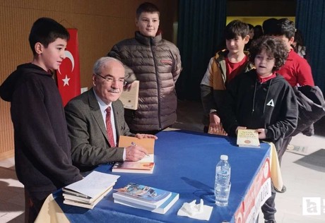 Nallıhan'da "Başarıda Motivasyon, Günümüzde Genç Olmak" konferansı yapıldı