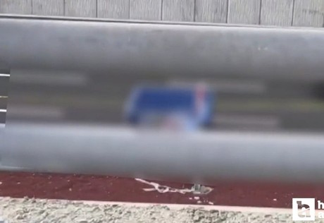 Elmadağ'da bariyere çarpan motosiklet sürücüsünün üzerinden otobüs geçti!