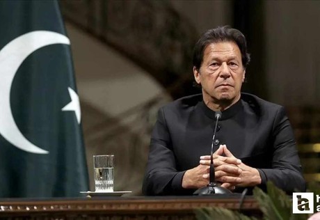 Pakistan'ta tutuklu eski başbakan Khan, görüş kaybı nedeniyle hastaneye kaldırılacak