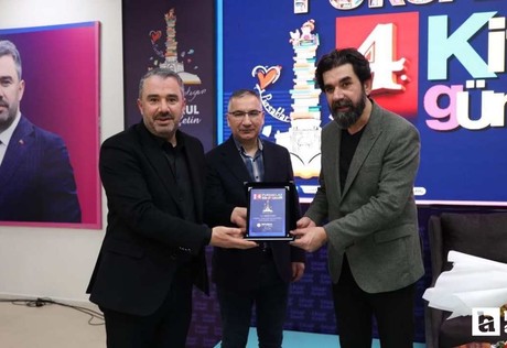 Pursaklar 4. Kitap Günleri'nde final Serdar Tuncer söyleşisiyle yapıldı