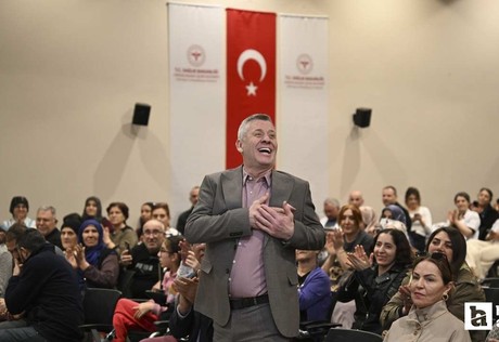 Metin Şentürk, Bilkent Şehir Hastanesi'nde hastalarla bir araya geldi