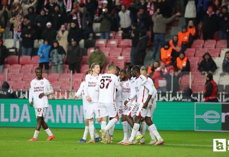 Samsunspor, UEFA Konferans Ligi'nde son 16 turuna kaldı