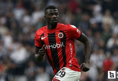 Gençlerbirliği'nde M’Baye Niang kadro dışı bırakıldı!