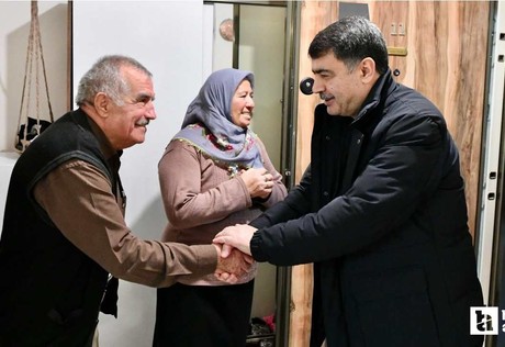 Ankara Valisi Vasip Şahin, şehit ailelerinin iftar sofralarına konuk oldu