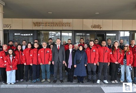 Antarktika Bilim Seferi'ni tamamlayan Türk bilim insanları Türkiye'ye döndü