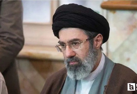 İran’ın yeni dini lideri Mücteba Hamaney kimdir?