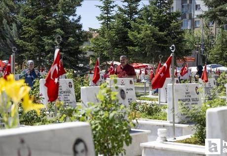 Ramazan Bayramı öncesinde 81 ilde şehitlikler bakım çalışmasına alındı